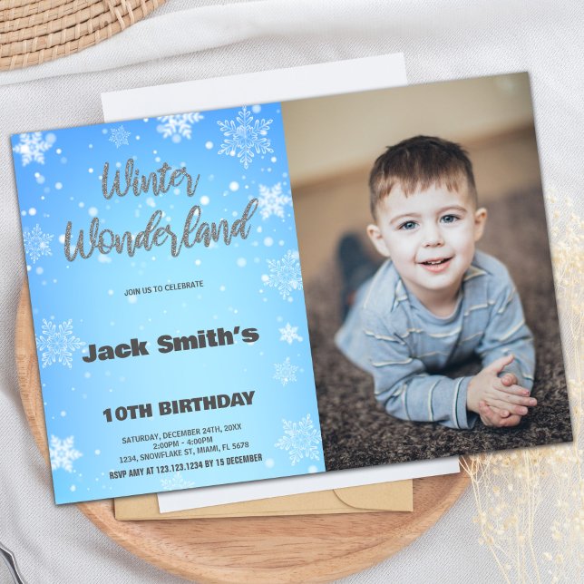 Vinter Wonderland Birthday-inbjudningar med foto Inbjudningar (Winter Wonderland Birthday Invitations with Photo)
