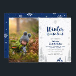 Vinter Wonderland Kid Boy 2:a födelsedagsinbjudan Inbjudningar<br><div class="desc">Fira en speciell dag för din älskade med den här söta vinterfesten. Den här designen har en söt bild av hjort och snöflingor med ett marint blått och silver glitter färg. Du kan lägga till valfri bakgrund i färg.</div>