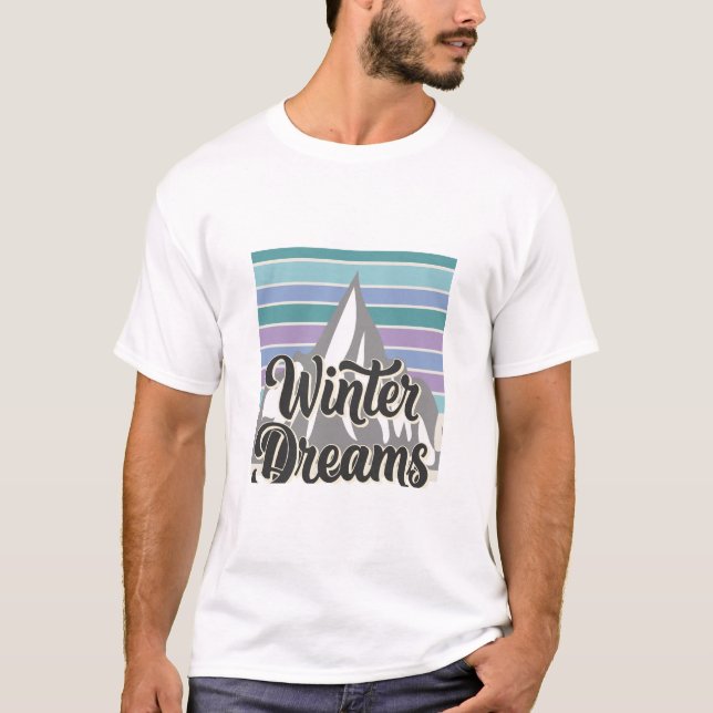 Vinterdrömmar Snöig Berg Retro Vibes T-Shirt (Framsida)