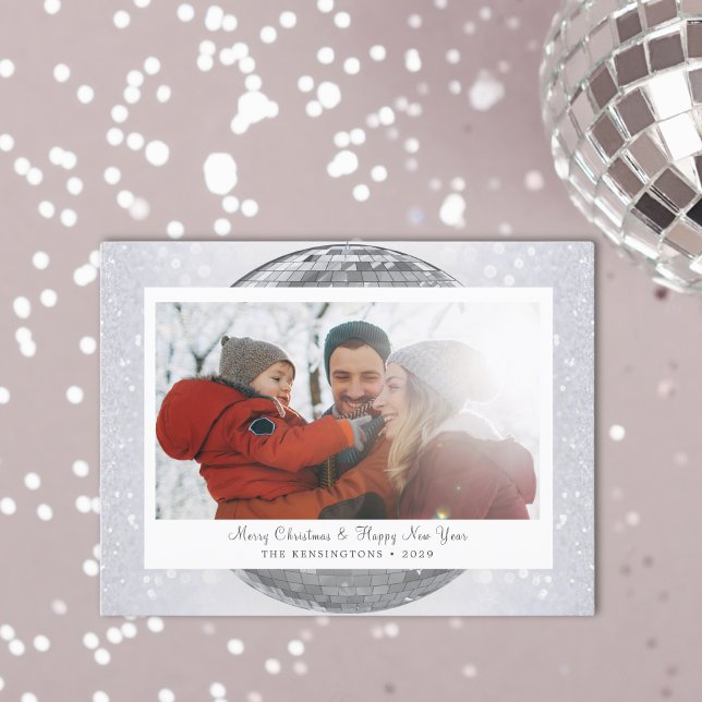 Vinterfamiljen Silver Glitter Festive Winter Julkort (Custom Disco Ball Christmas Card with Family Name)
