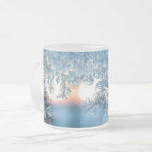 Vinterfrost iskristallblått vitt grått mugg