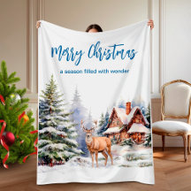Vinterhjort i snöig skog Jul 