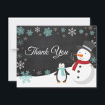 Vinterjul Helgdag Snowflake Tack<br><div class="desc">Vinterjulens Helgdag Snowflake Tack-kort. Snögubbe och Penguin. Bakgrund till kretskort. Svarta och vita. Aqua Snowflake. Kärlek och Tack, vackert skript. Lägg till ditt meddelande på baksidan eller lämna tom och skriva. Om du vill göra ytterligare anpassningar klickar du på knappen Anpassa och användor verktygen som är utformat för att ändra...</div>