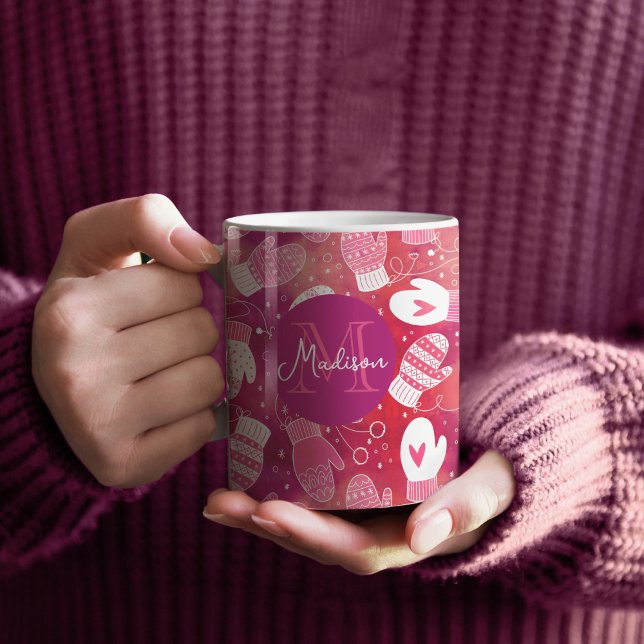 Vinterjul Mittens Mönster i Rosa Kaffemugg (Pink Winter Mittens with Monogram Mug)