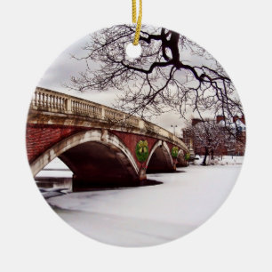 Vinterjul på Charles River Boston Julgransprydnad Keramik