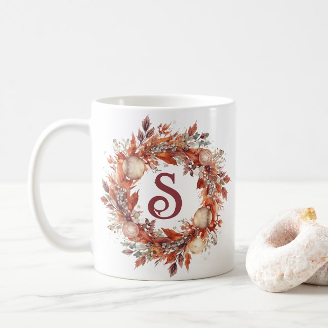 Vinterkrans Anpassad Initial Kaffemugg (Med munk)