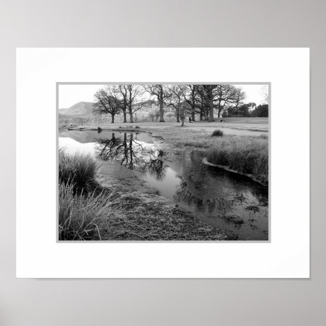 Vintermorgon: Strandshag Bay, Derwentwater Poster (Framsidan)