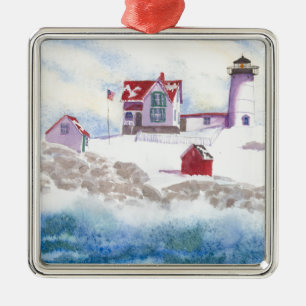 Vintern i Nubble LIghthouse i Maine Julgransprydnad Metall