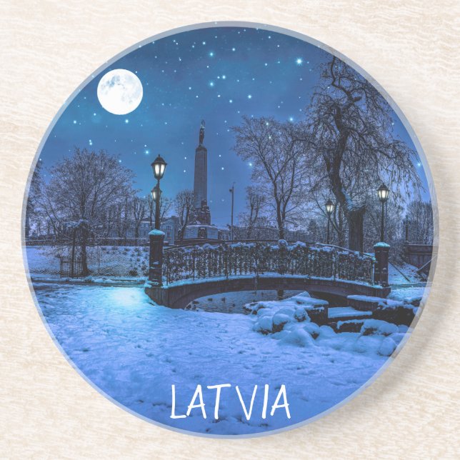 Vinternatt med stjärnor himlar och fullt underlägg (Framsidan)