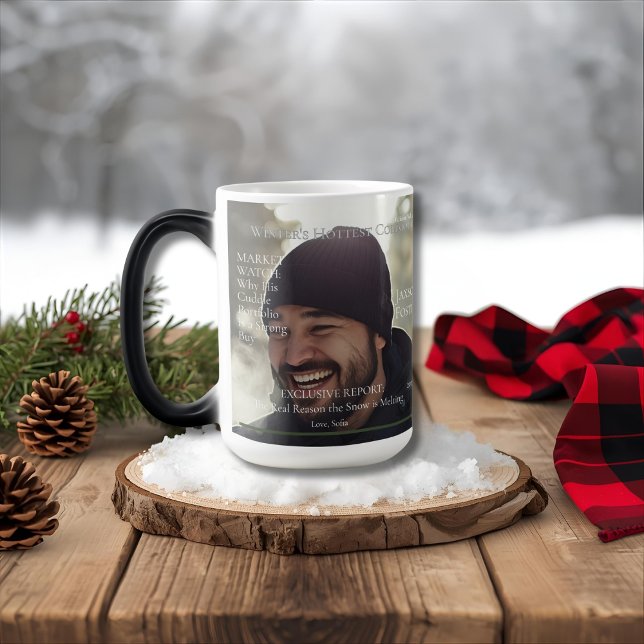 Vinterns hetaste vara, flirtig gåva till honom magisk mugg (Winter's Hottest Commodity, Flirty gift for him Color Morph Mug)