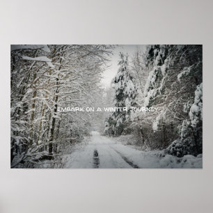 Vinterresa genom skogen poster