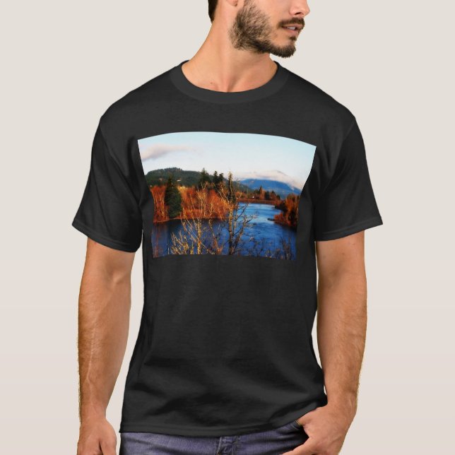 Vinterscen från Columbia Gorge Tee (Framsida)