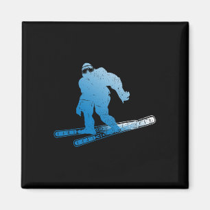 Vinterskjutning Sasquatch Skidor Kryptid Kryptozoo Magnet