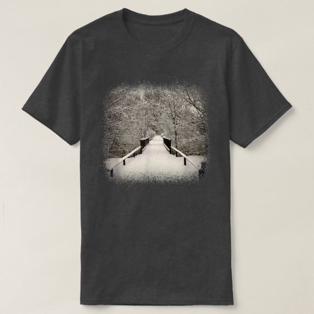 Vinterskog med Snö T Shirt (Design framsida)