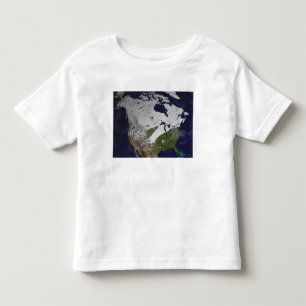 Vintersnö täcker i den nordliga halvklotet t shirt