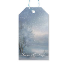 Vinterundrets frostiga sjö Snöig skog