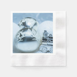 Vintervita dekorationer. Jul. Pappersservett