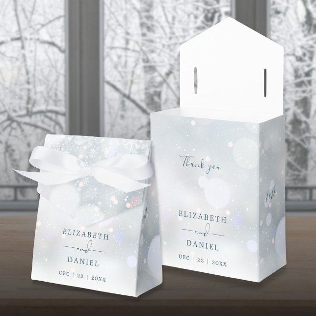 Vintervonderland Monogram Snö Bröllop Presentaskar (Winter Wonderland Monogram Snow Wedding Favor Boxes)