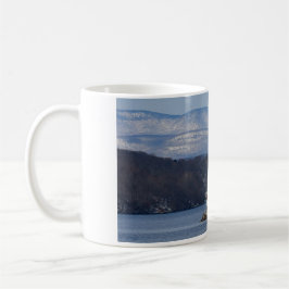 Vintervy över Esopus Meadows fyr Kaffemugg