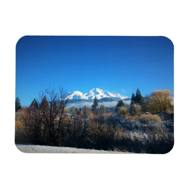 Vintervy vid Mount Shasta, CA Magnet (Horisontell)