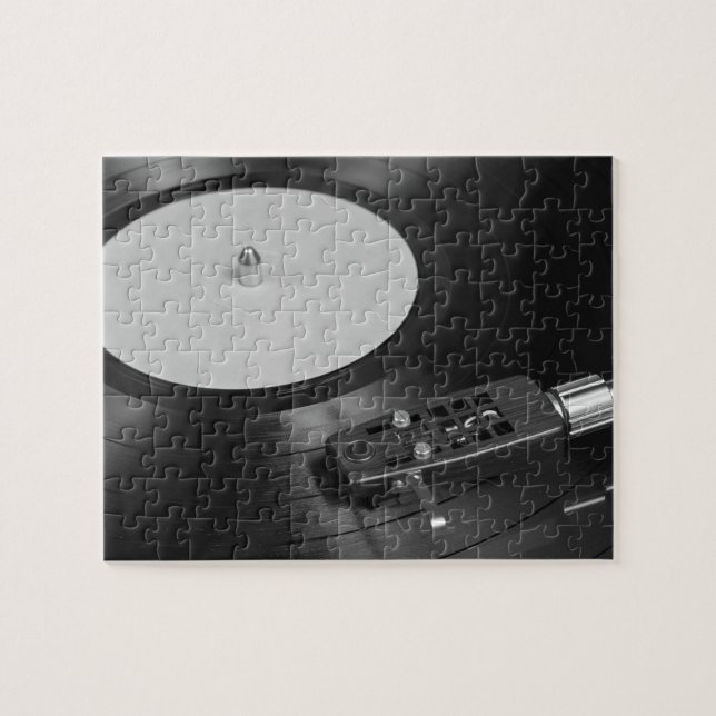 Vinylpost spelas upp på en flyttbar översikt pussel (Horisontell)
