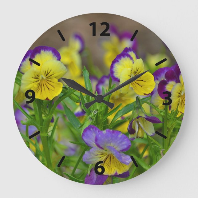 Viola Wall Clock Stor Klocka (Framsida)