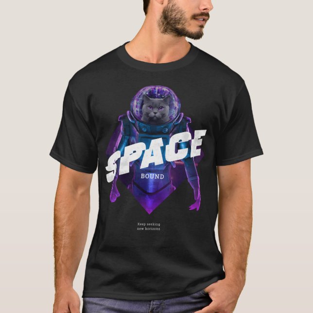 Violet Astronaut Cat Space Bound T Shirt (Framsida)