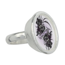 "Violet Blommar Abstraction", Round Ring