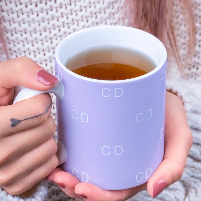 Violet lavender monogram initialer mönster kaffemugg (Skapare uppladdad)