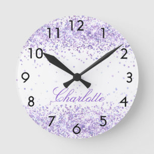 Violet lavender namn-skript elegant rund klocka