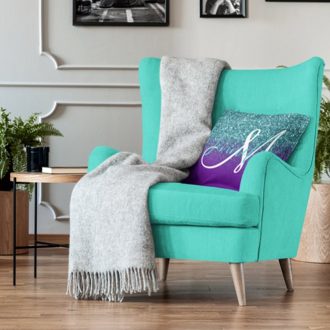 Violet Lila och Teal Ombre Glitter Monogrammed Kudde (Violet Purple and Teal Ombre Glitter Monogram Throw Pillow)