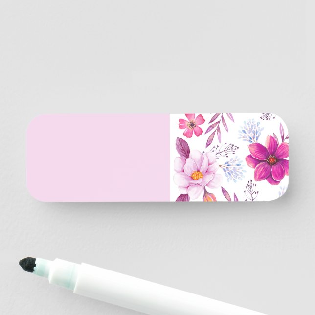 Violet ro namnbricka (På plats)