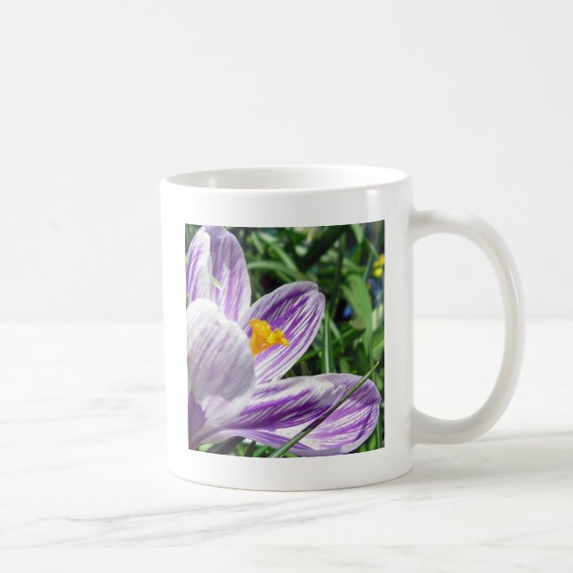 Violet vår crocus kaffemugg (Höger)