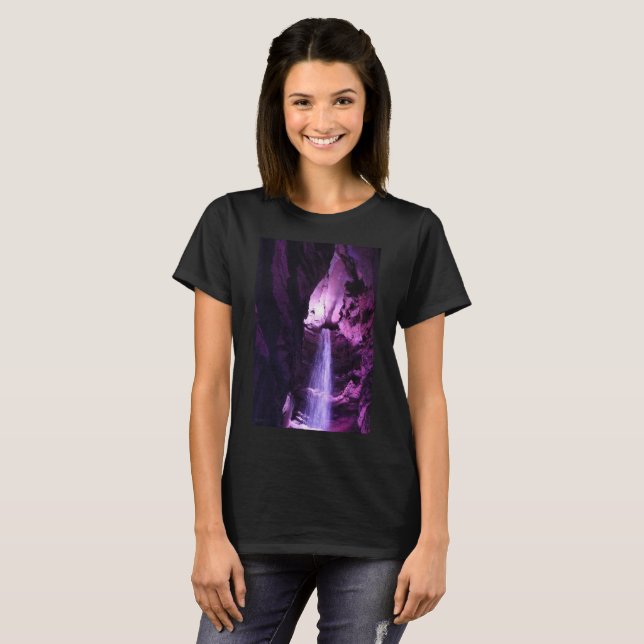 Violet Waterfall Kvinnor svarta T-shirt (Hel framsida)