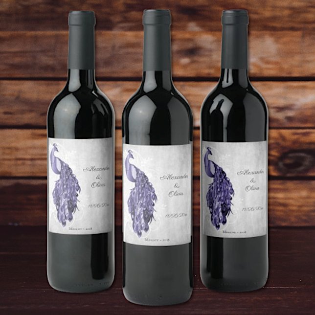 Violett Påfågel Bröllopsvin Etikett (Purple Peacock Wedding Wine Label)
