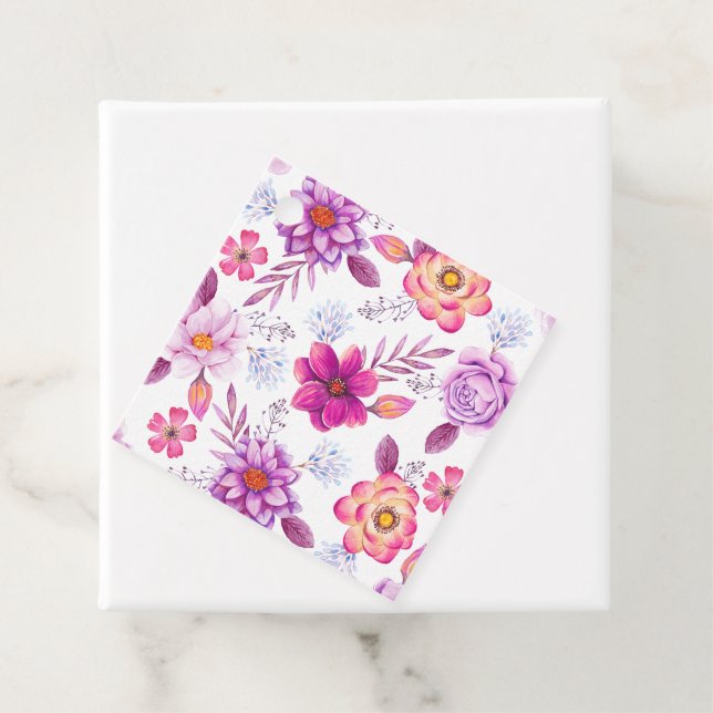 Violett ros gåvor etiketter (På plats)