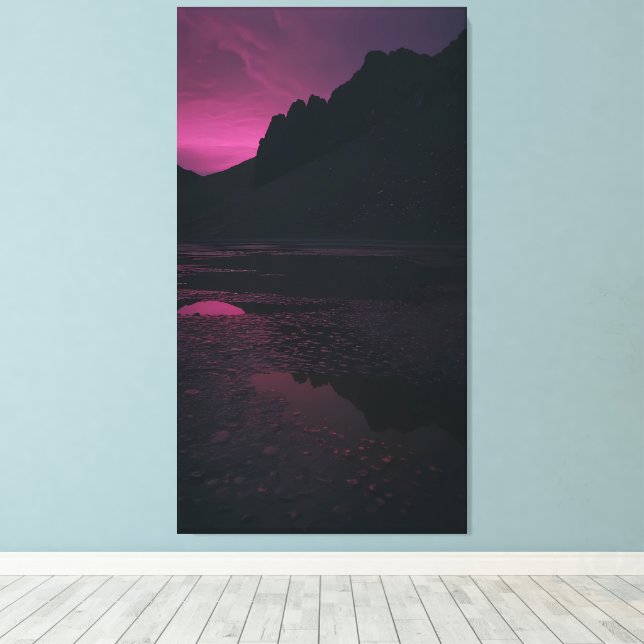 Violett Stund — Bergstystnad vid Skymning Canvastryck (Insitu (trägolv))