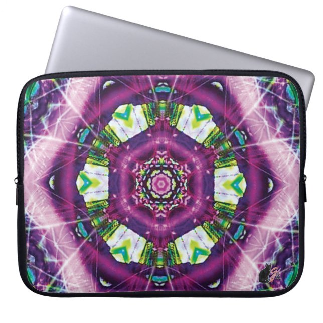 Violette Kaleidoscope Laptop sleeve (Framsidan)