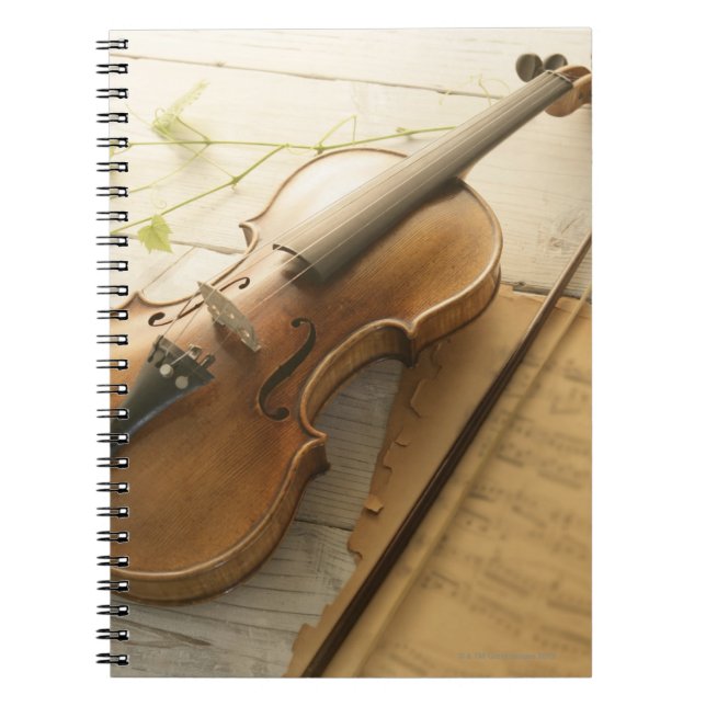 Violin and Lakan Music Anteckningsbok (Framsidan)