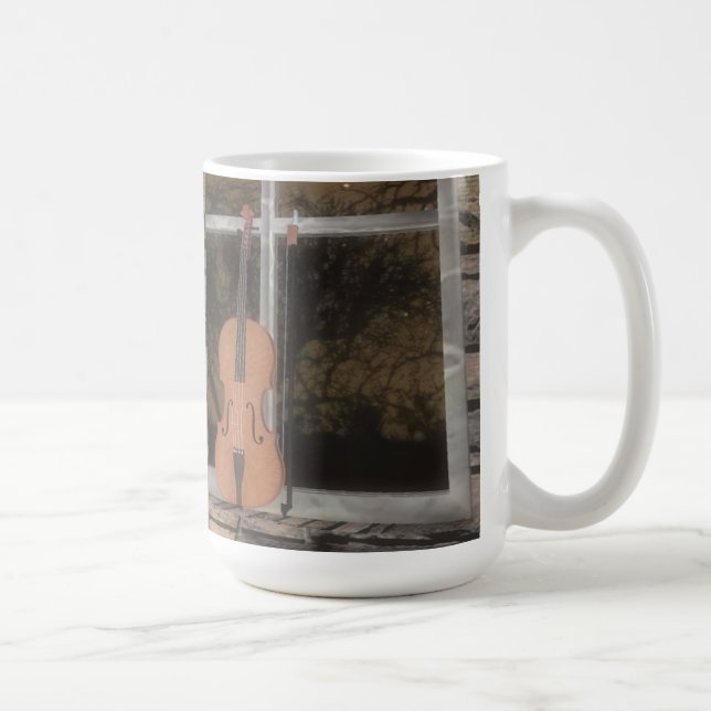 Violin i fönstret: Ursprunglig version: Kaffe Mugg (Höger)