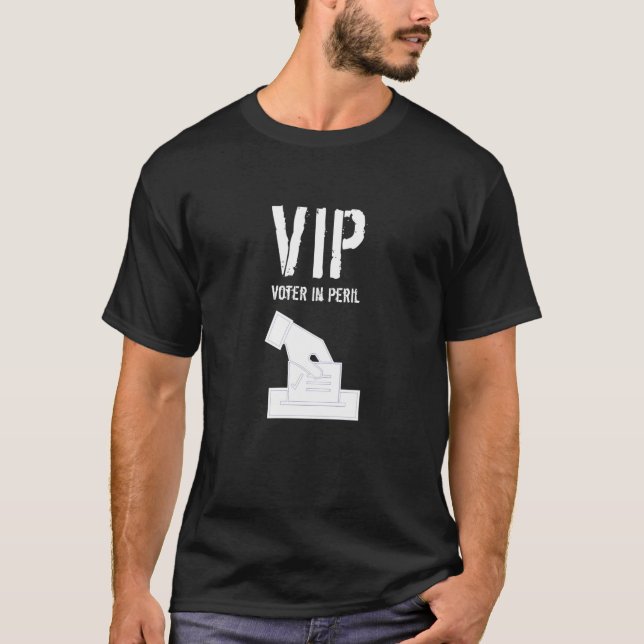 VIP-väljare i fara med vit bild och text T Shirt (Framsida)