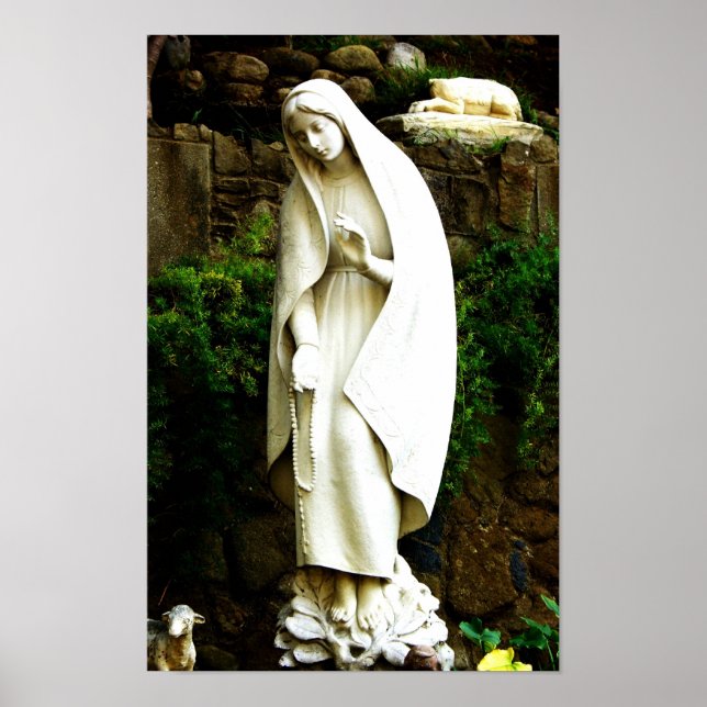 Virgin Mary Garden Statue Poster (Framsidan)