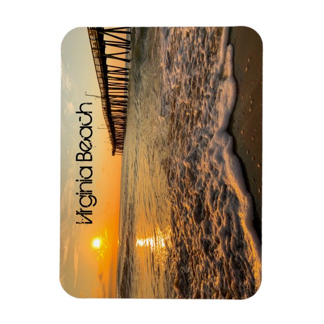 Virginia Beach Sunrise vid Fishing Pier Magnet (Vertikal)