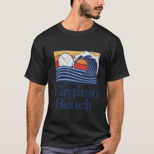 Virginia Beach Surfer Beach Wave T Shirt (Framsida)