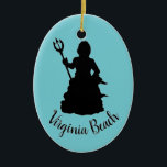 Virginia Beach, VA Neptune Statue Ocean Nautical Julgransprydnad Keramik<br><div class="desc">Visa pride i hemstaden eller hemstaten! Ornament är en originalmarkör som illustrerar nepalesskulpturen på bardpromenaden i Virginia Beach, VA. Den här hemligstämplingen finns också på andra produkter. Även andra stater och städer finns tillgängliga. Ser du inte vad du är tittar för? Behöver du hjälp med anpassning? Kontakta Rebecca för att...</div>
