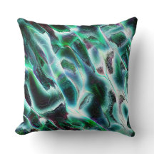 Virtuella floder och regnskogar har varit ojämnt s