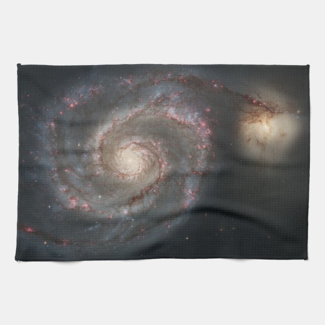 Virvelgalaxen M51 & följeslagare i rymden Kökshandduk (Horisontell)