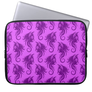 Virvla runt det purpurfärgade kattmönster laptop sleeve