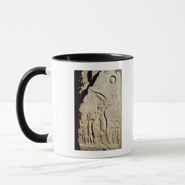 Visa den Amenophis droppen, Nefertiti och dottern Mugg (Vänster)