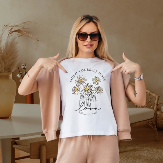 Visa dig mer kärlek  t shirt (Skapare uppladdad)